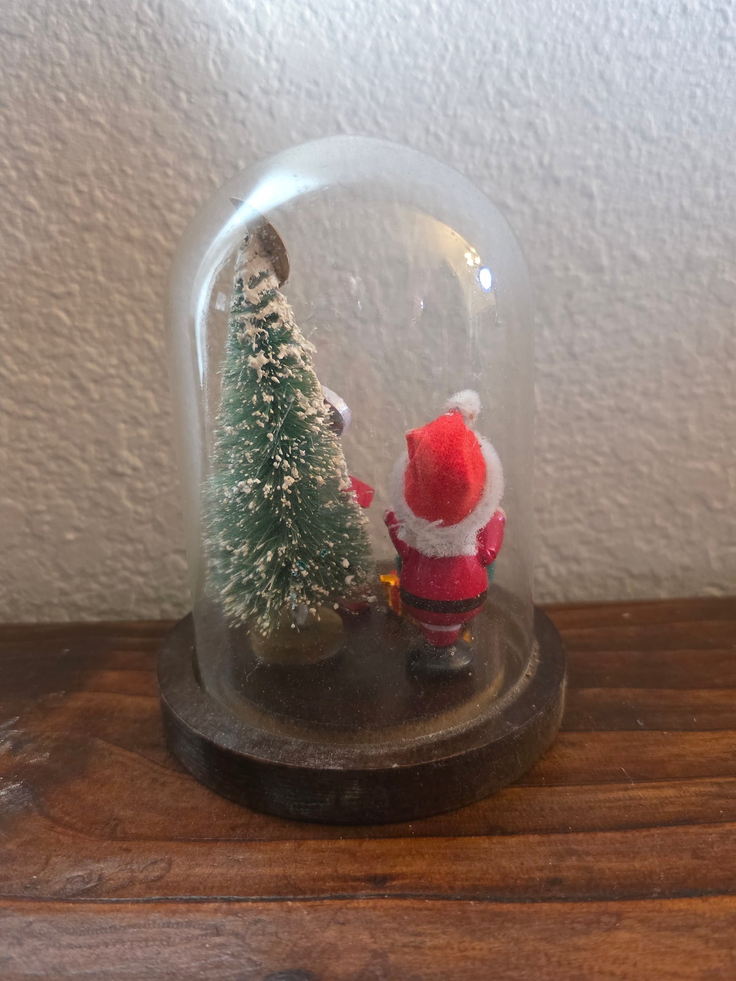 Miniature Christmas Dome Diorama