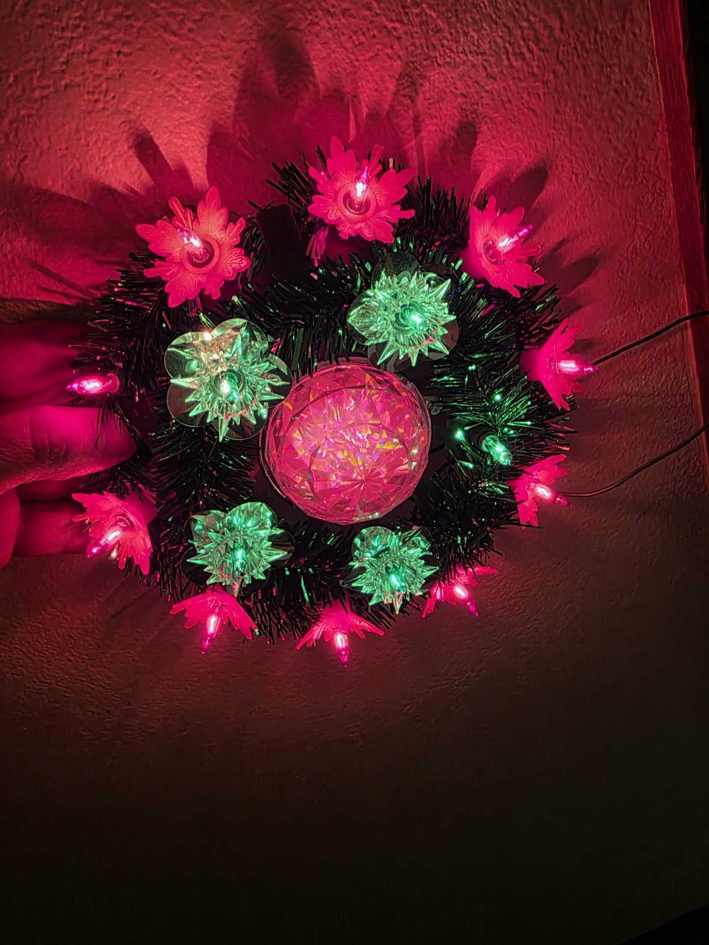 VTG 15 Light Christmas Poinsettia Tree Topper Green & Red