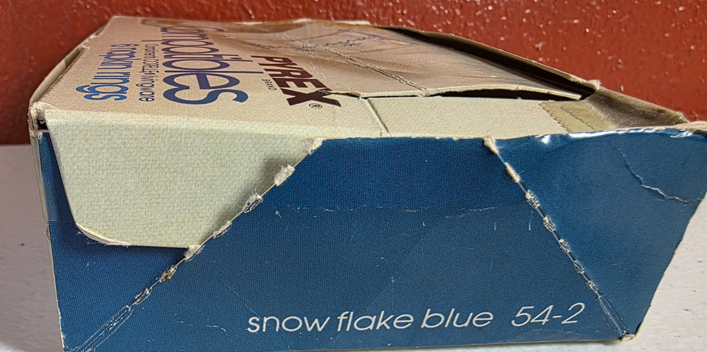 Pyrex Compatible Glass Napkin Rings produced in the 1970s. SNOWFLAKE GARLAND